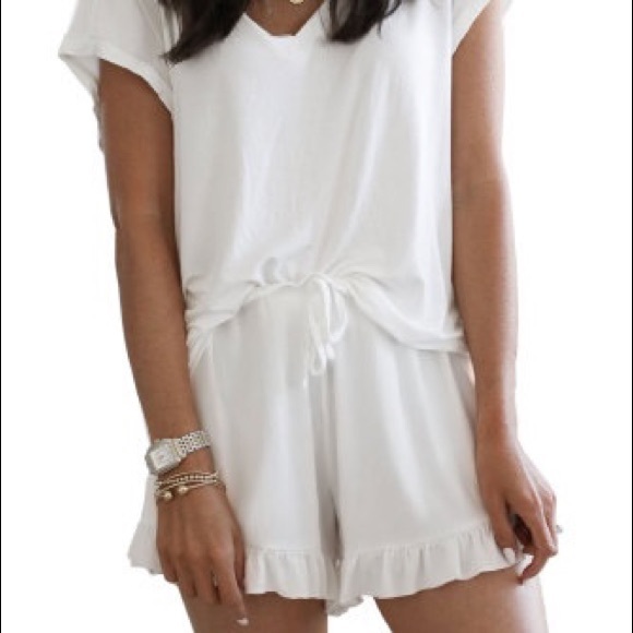 Restocked!!🎉 Soft & Comfy White PJ set!! - Picture 3 of 10